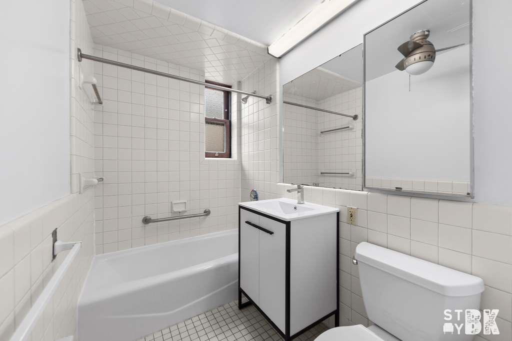 8 Clark Street - Photo 3