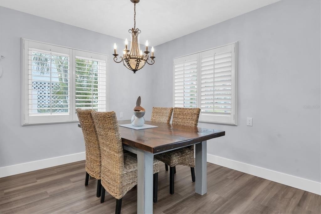 528 77th Avenue - Photo 9