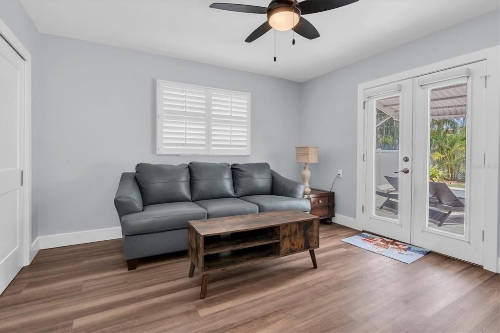 528 77th Avenue - Photo 5