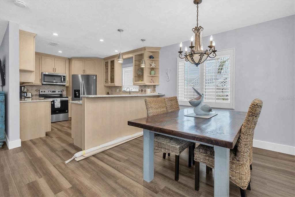 528 77th Avenue - Photo 10