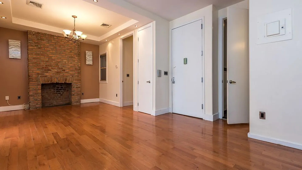 41 Havemeyer Street - Photo 1