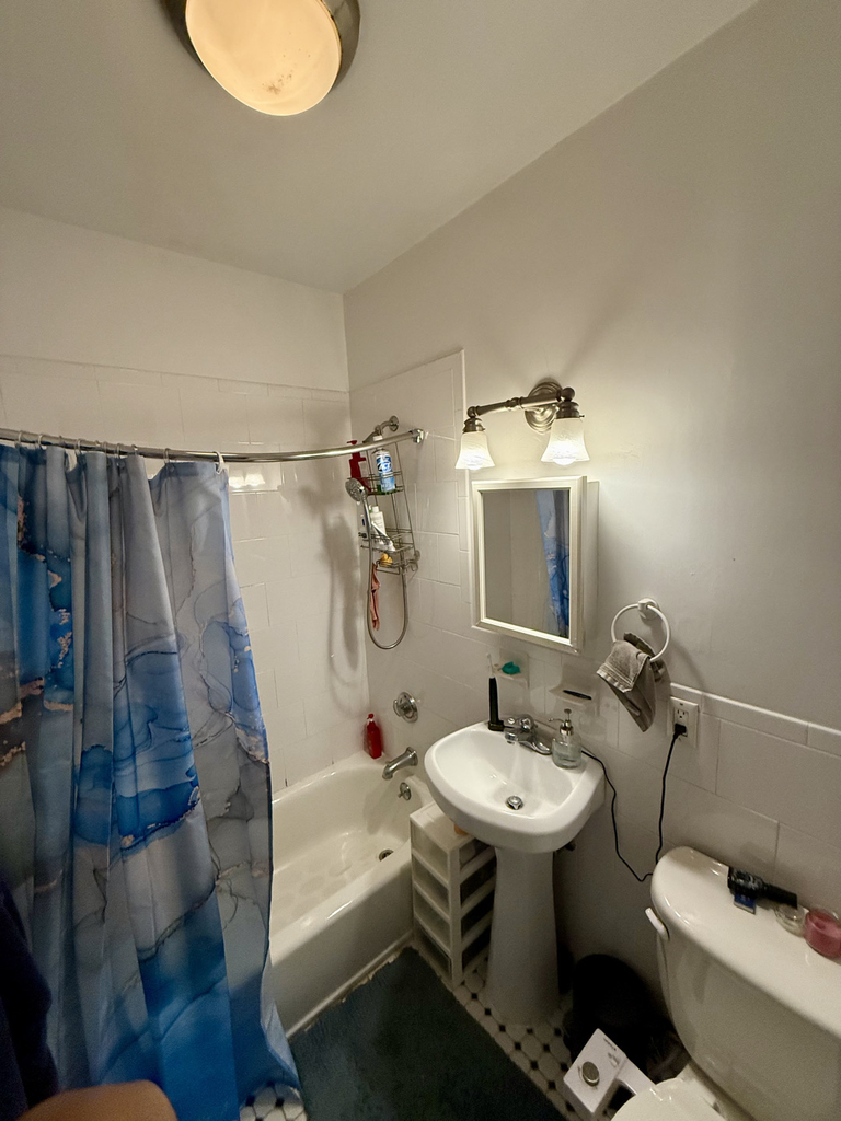 507 East 13th Street - Photo 2