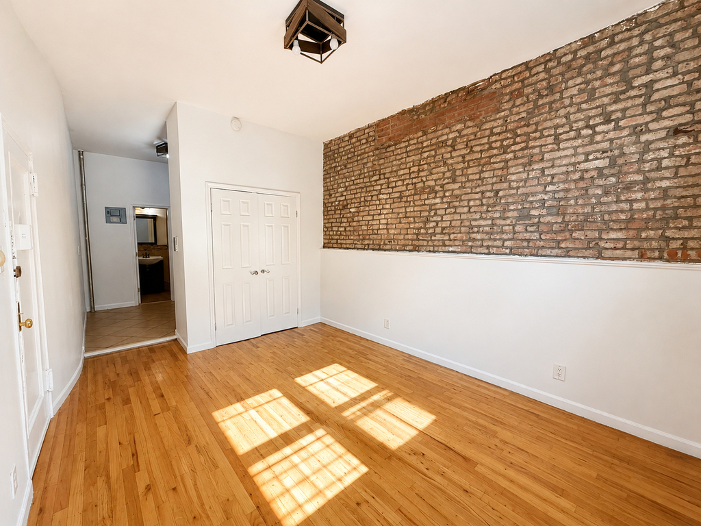 25 Malcolm X Blvd - Photo 4