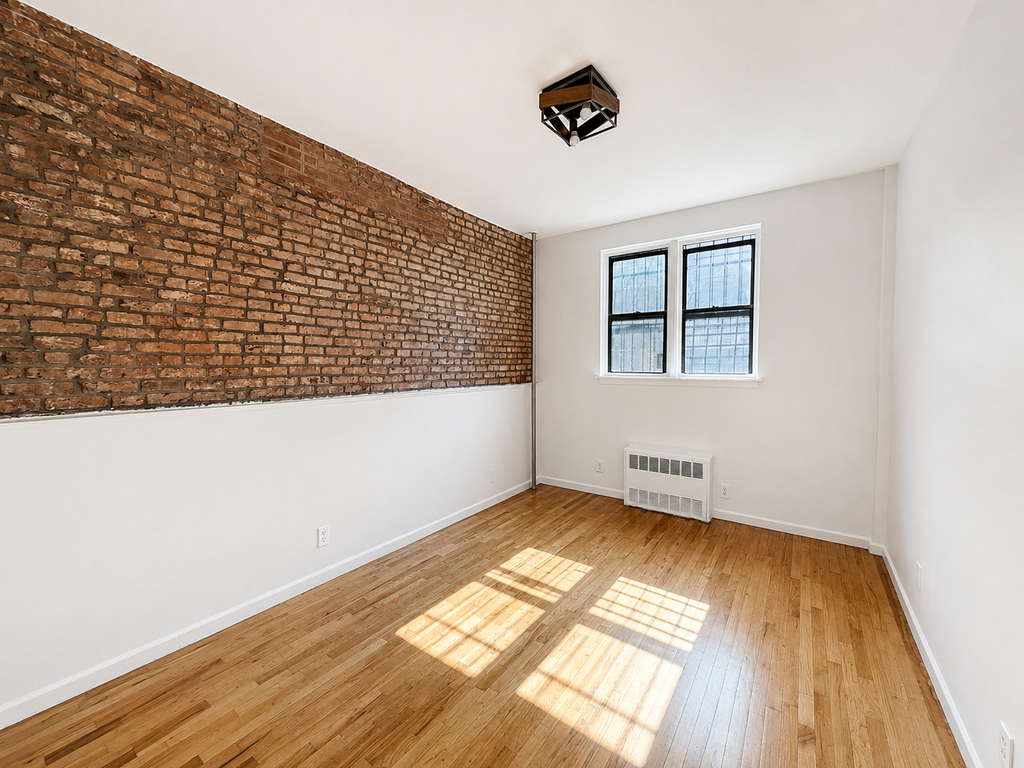 25 Malcolm X Blvd - Photo 0