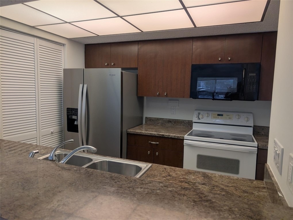1061 Nw 122nd Terrace - Photo 3