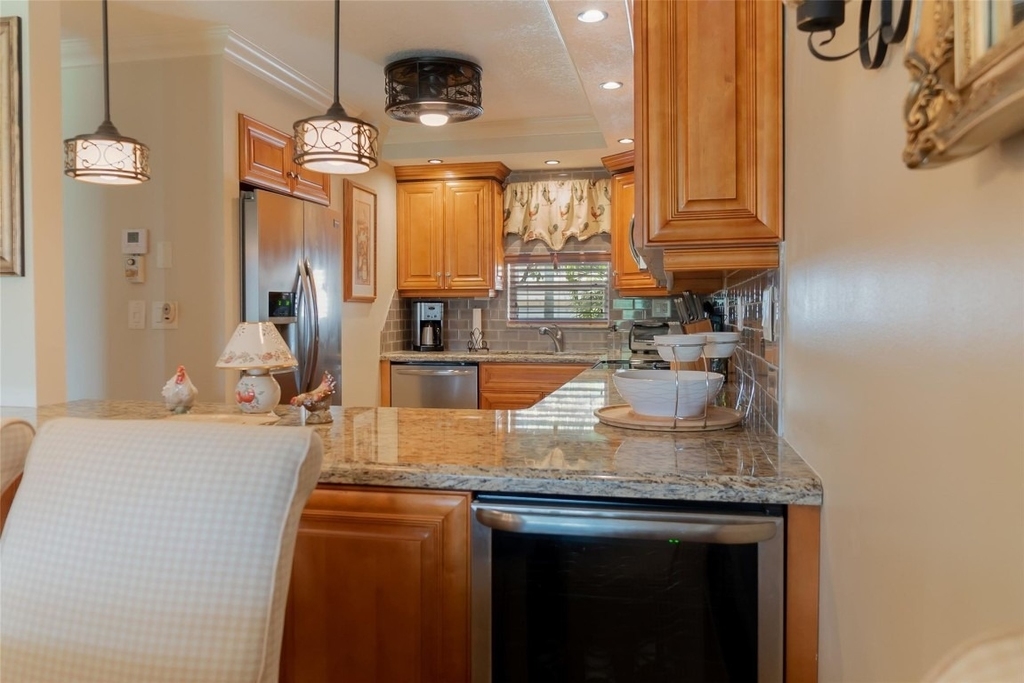 820 S Hollybrook Drive - Photo 13