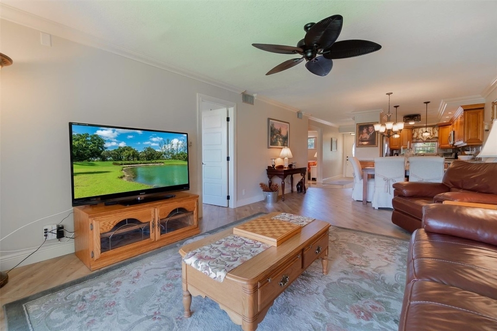 820 S Hollybrook Drive - Photo 14