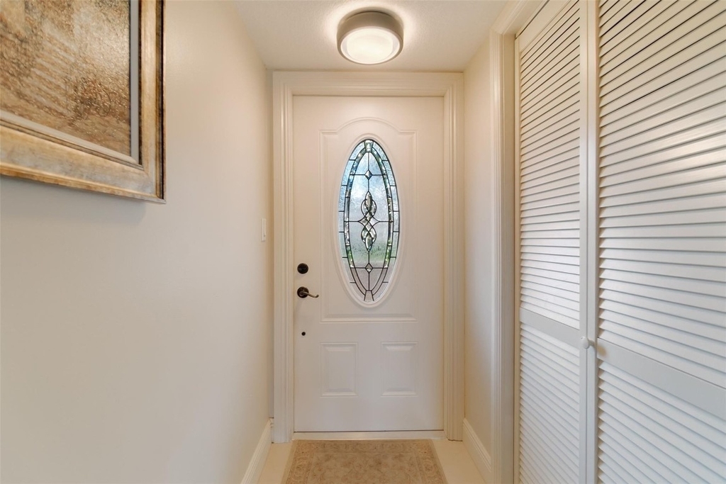 820 S Hollybrook Drive - Photo 6