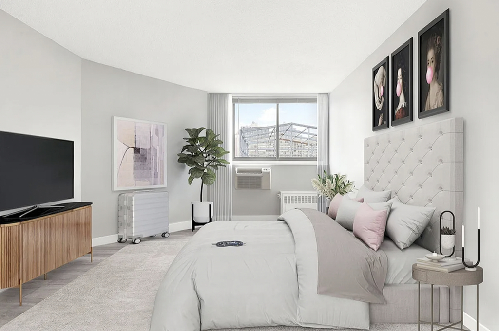 1st Avenue - Photo 1