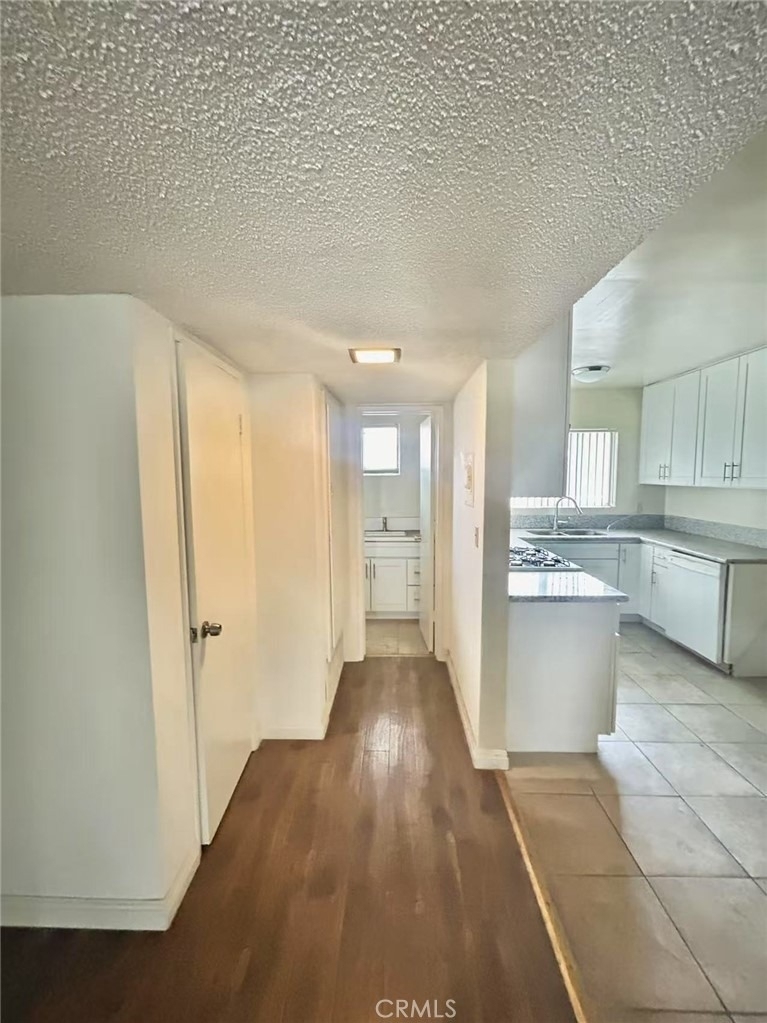 922 W Duarte Rd - Photo 7