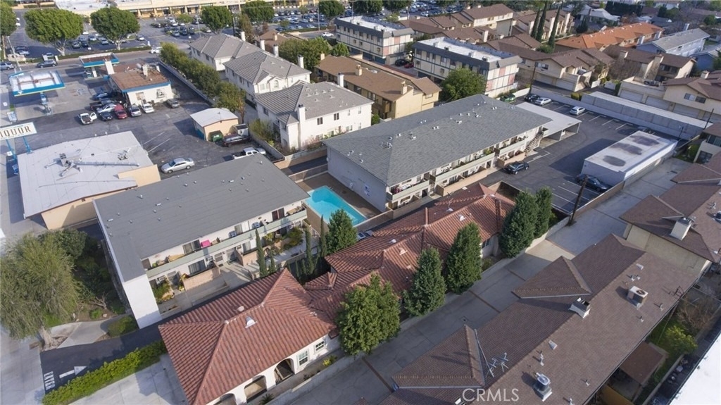 922 W Duarte Rd - Photo 4