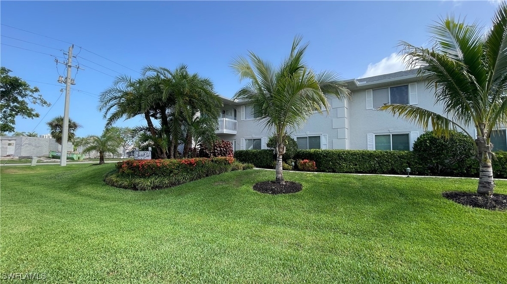 707 Neapolitan Way - Photo 1