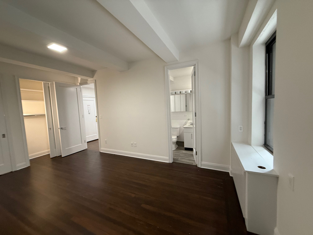 145 West 55th Street - Photo 10