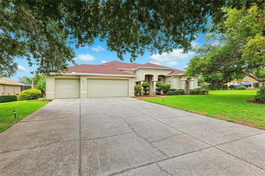 13049 Thoroughbred Drive - Photo 3