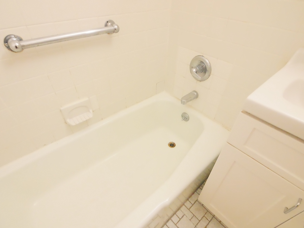 427 East 76th Street - Photo 11