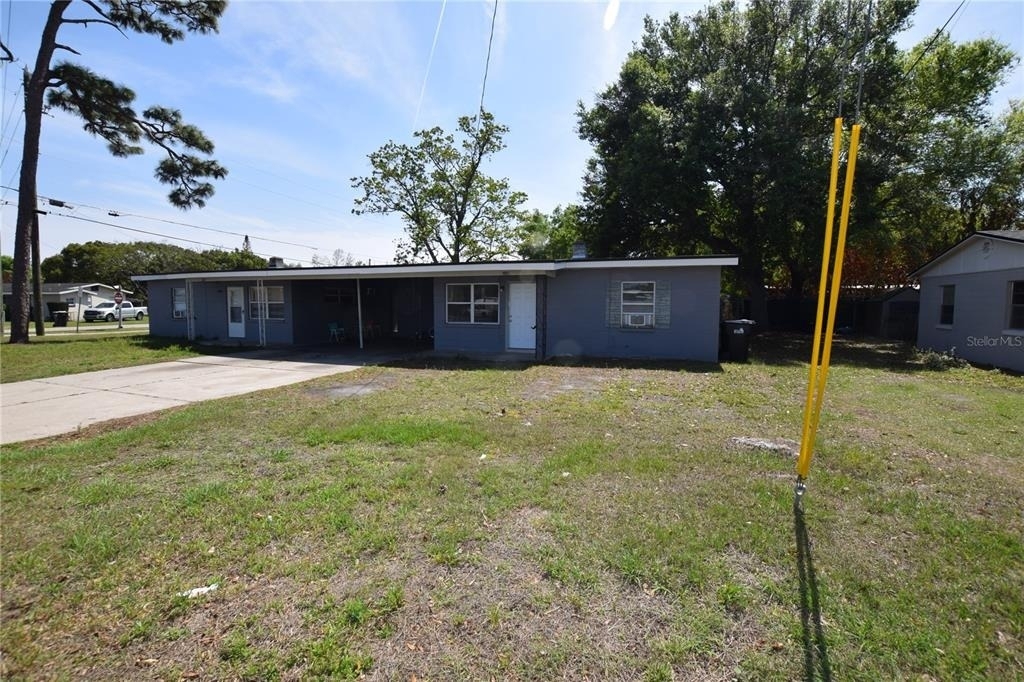 104 W Lancaster Road - Photo 2
