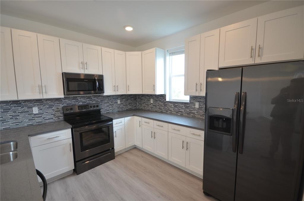 8581 Agate Street - Photo 3