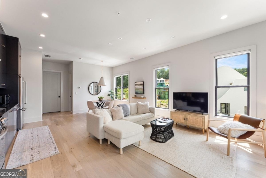 1263 Mado Loop - Photo 4