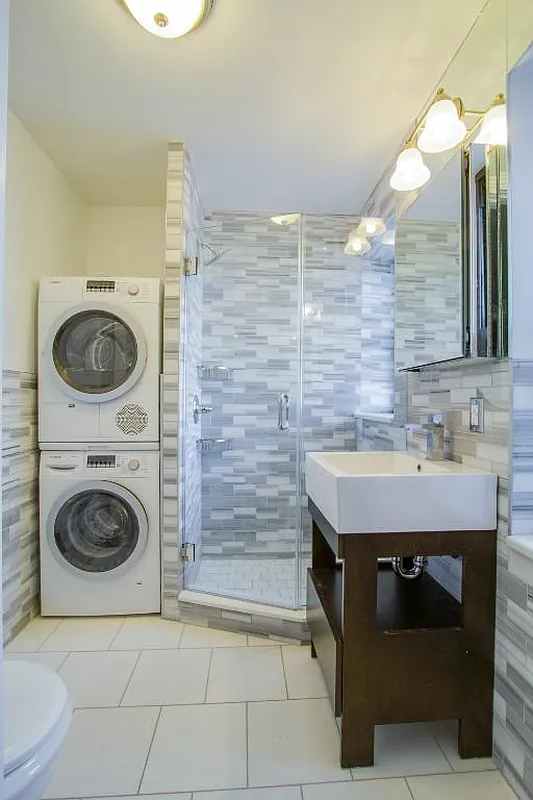 1590 Lexington Avenue - Photo 0