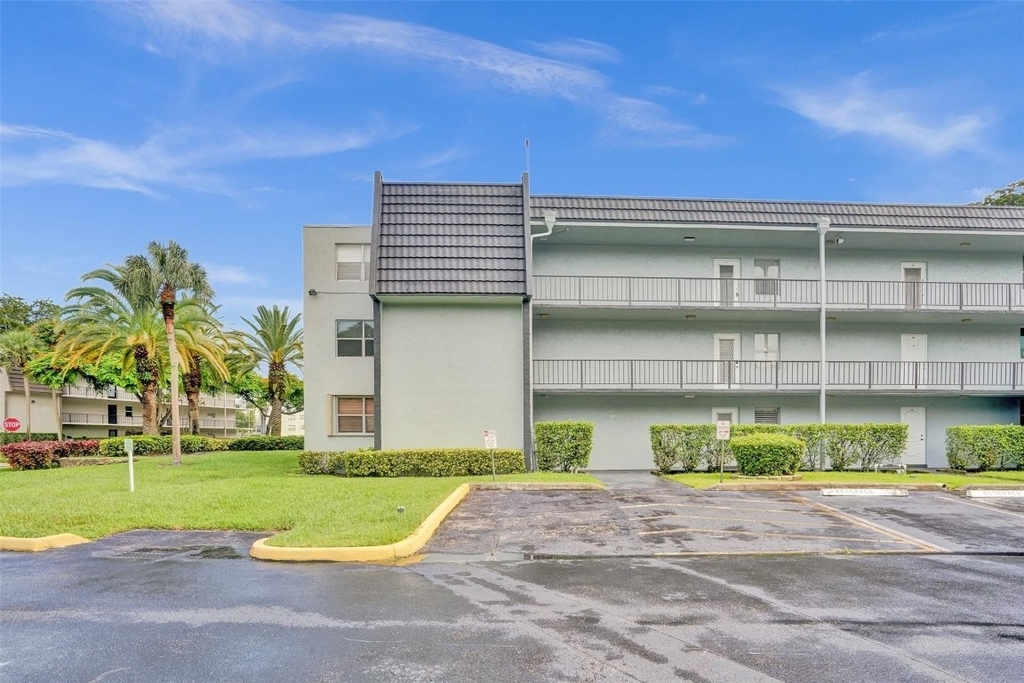 9351 Lime Bay Boulevard - Photo 34