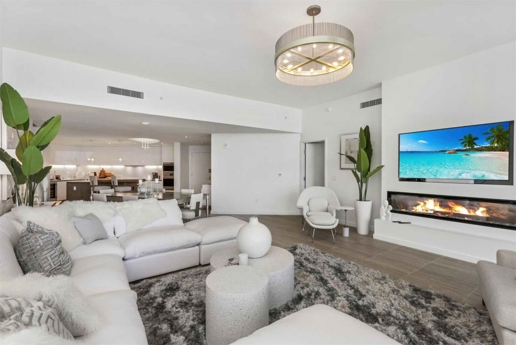 525 N Fort Lauderdale Beach Boulevard - Photo 3