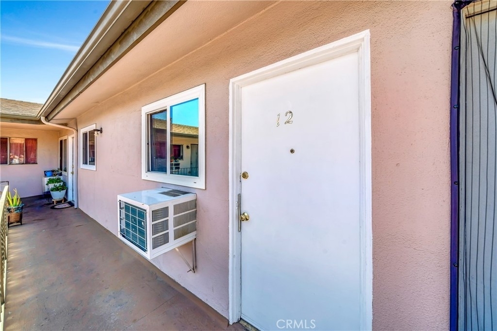 6735 Elmer Avenue - Photo 15