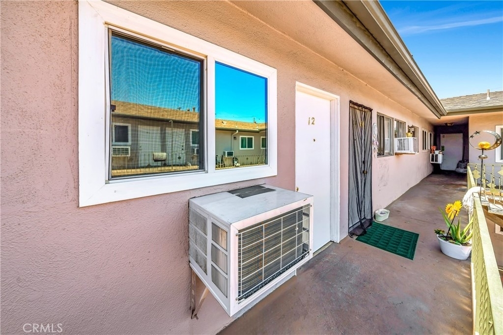 6735 Elmer Avenue - Photo 14