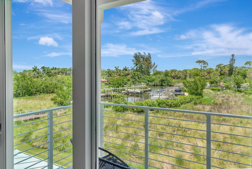 4695 Se Manatee Way - Photo 19