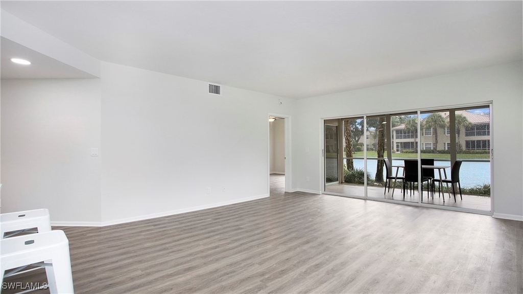 6225 Bellerive Avenue - Photo 4