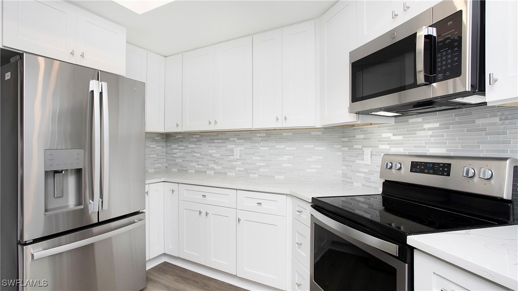 6225 Bellerive Avenue - Photo 9