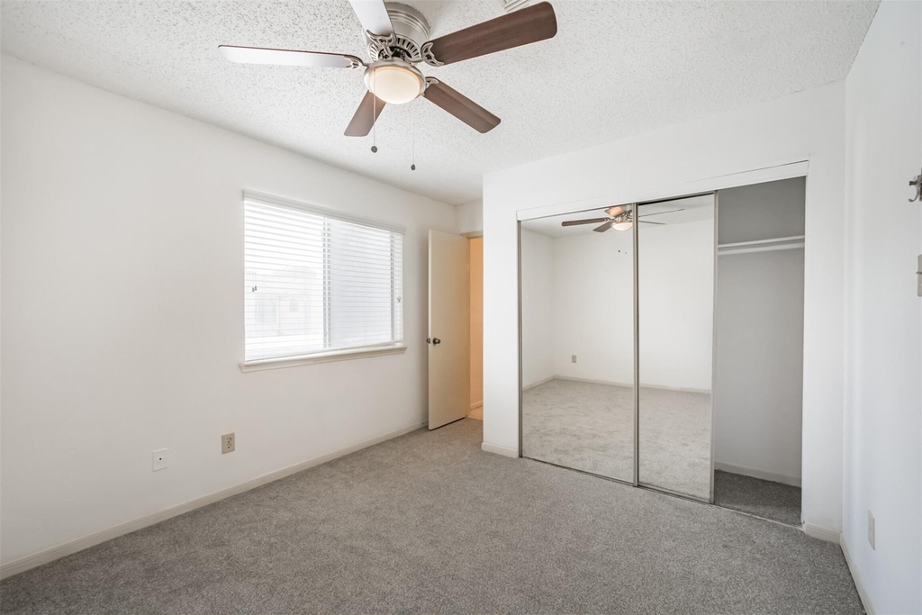 12500 Brookglade Circle - Photo 7