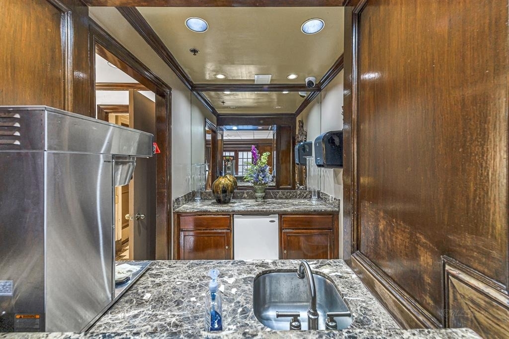 3525 Sage Road - Photo 35
