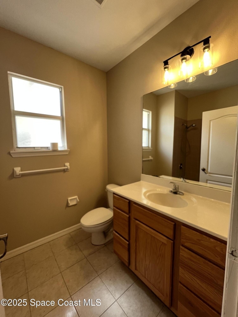 1040 Venetian Drive - Photo 17