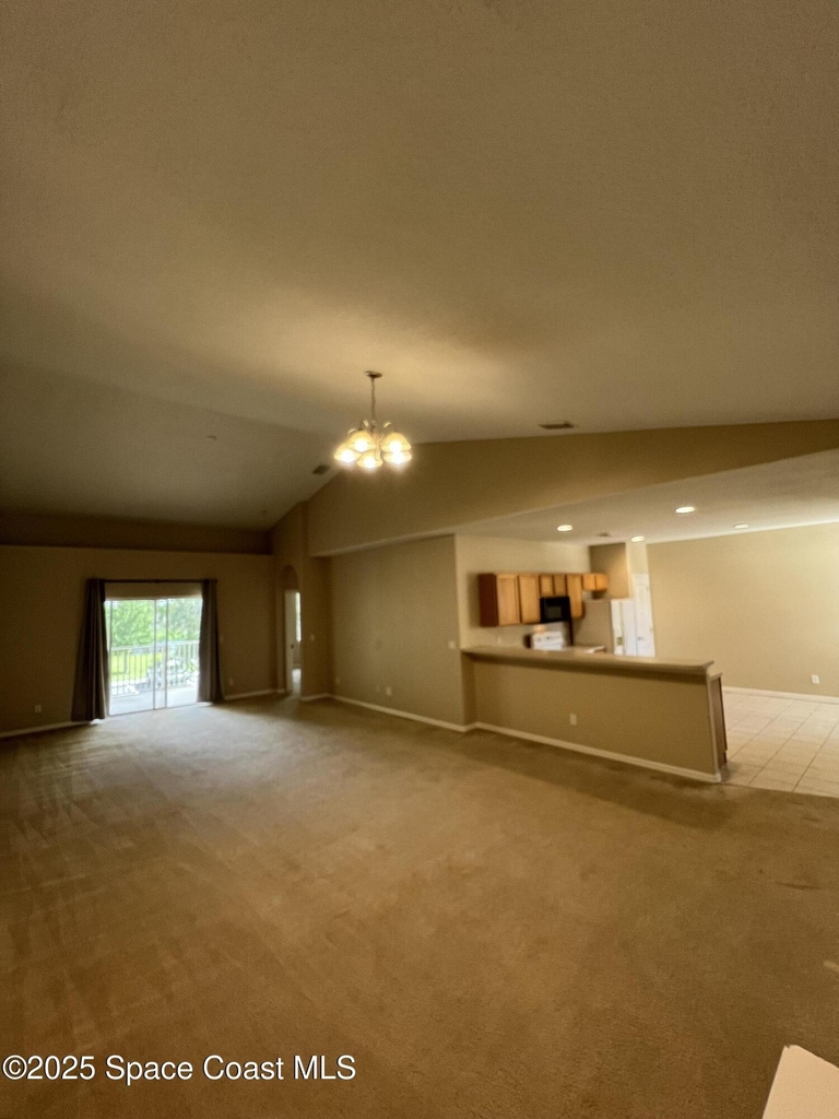 1040 Venetian Drive - Photo 3