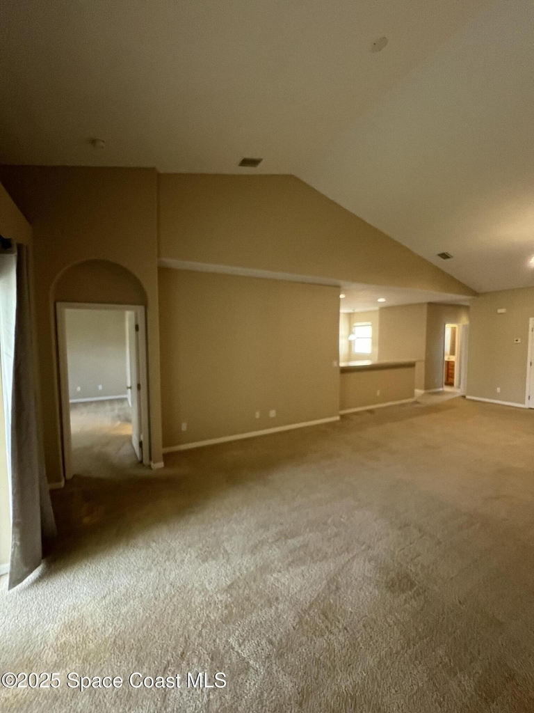 1040 Venetian Drive - Photo 4