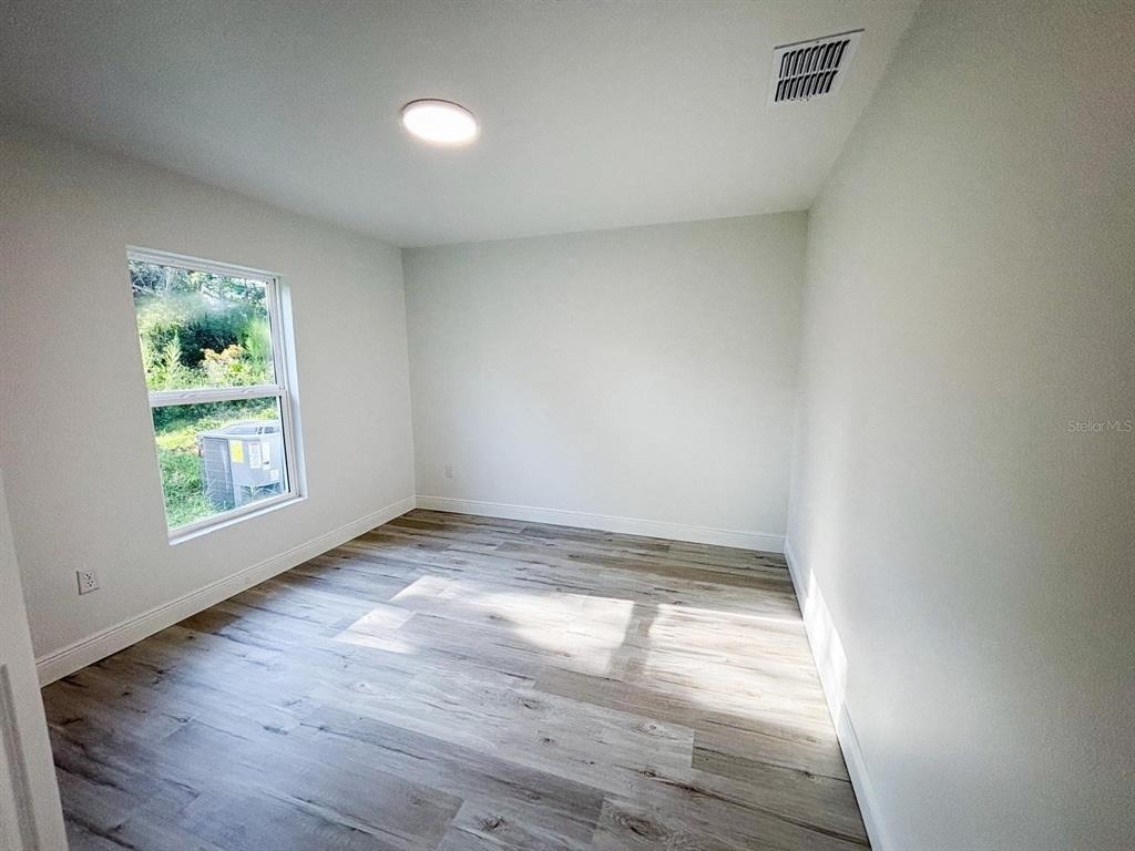 2201 Conway Drive - Photo 3