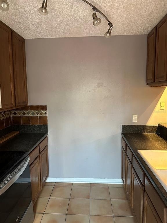 5252 Brook Court - Photo 8