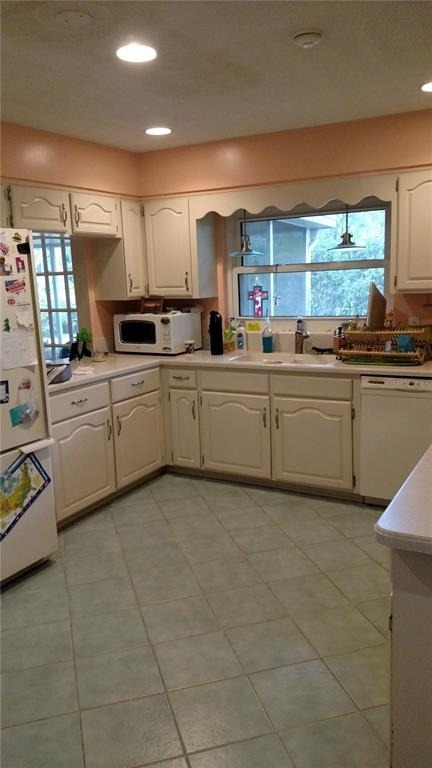 9230 Nw 9th Avenue - Photo 1