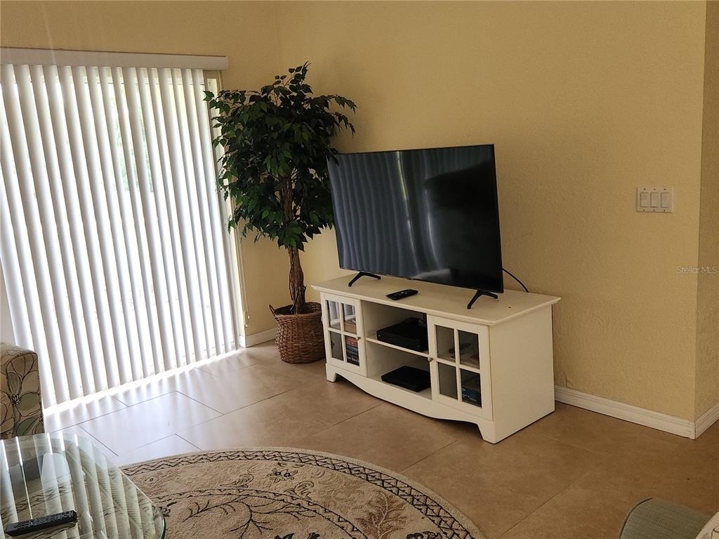 6872 Fairview Terrace - Photo 4