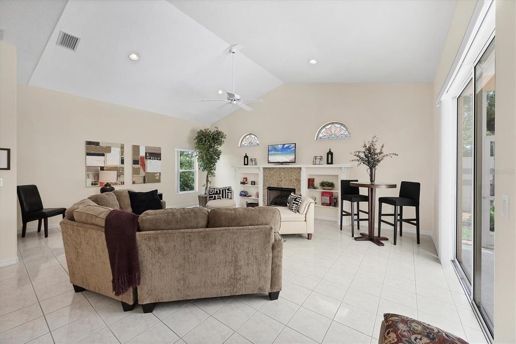 6392 Woodbirch Place - Photo 12