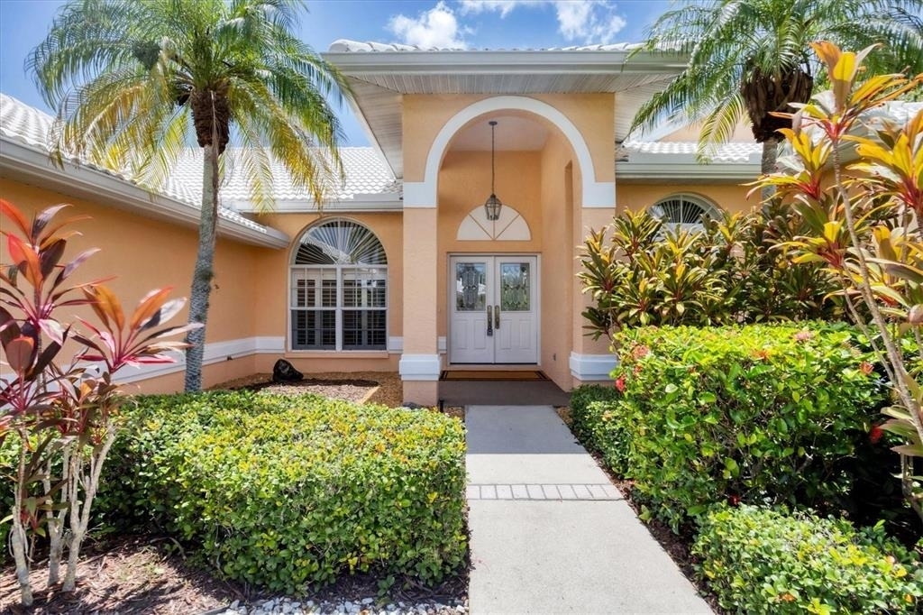 6392 Woodbirch Place - Photo 2