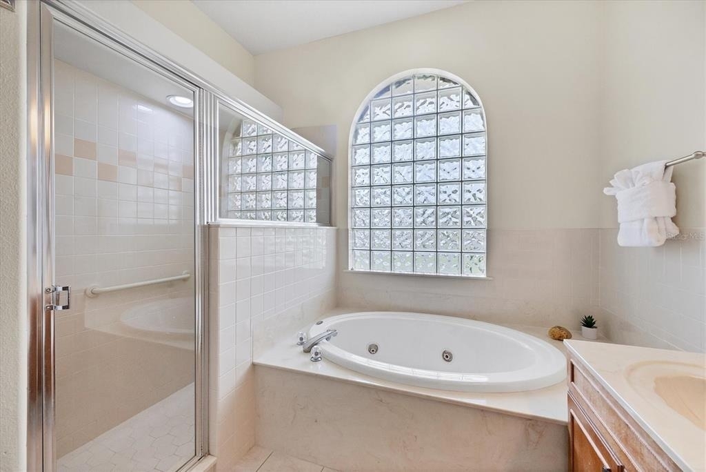 6392 Woodbirch Place - Photo 19