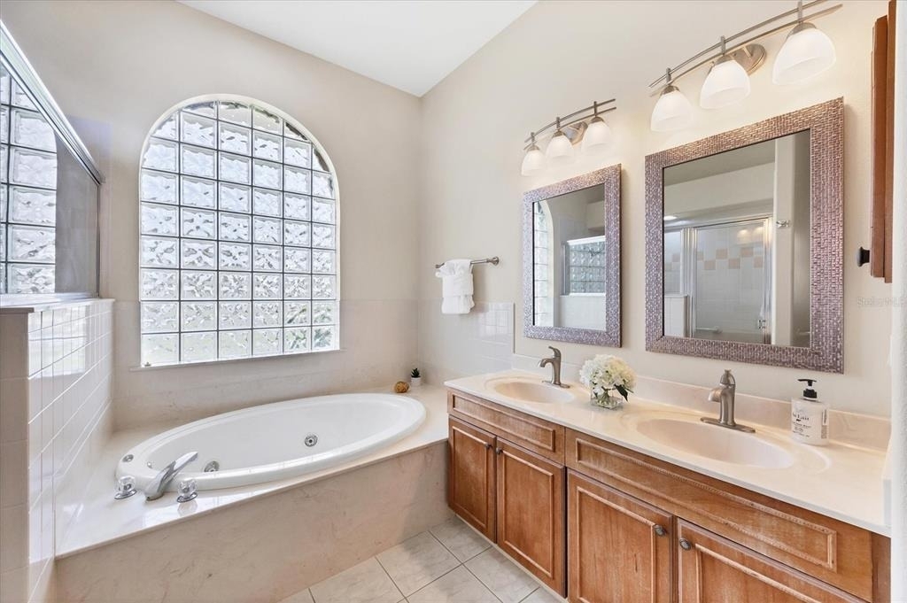 6392 Woodbirch Place - Photo 18