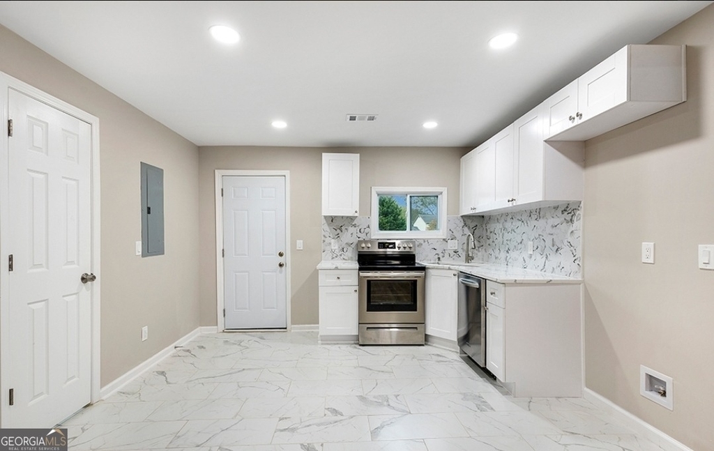 2502 Park Drive - Photo 2
