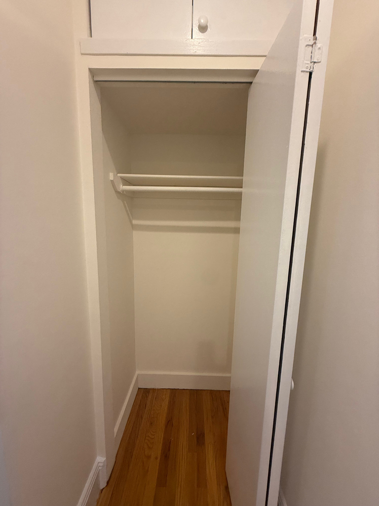 200 Riverside Drive - Photo 7