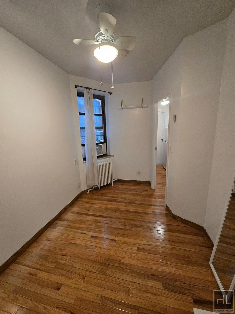 Allen Street - Photo 1