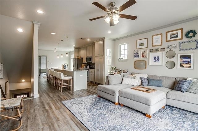 2539 Mccart Avenue - Photo 21