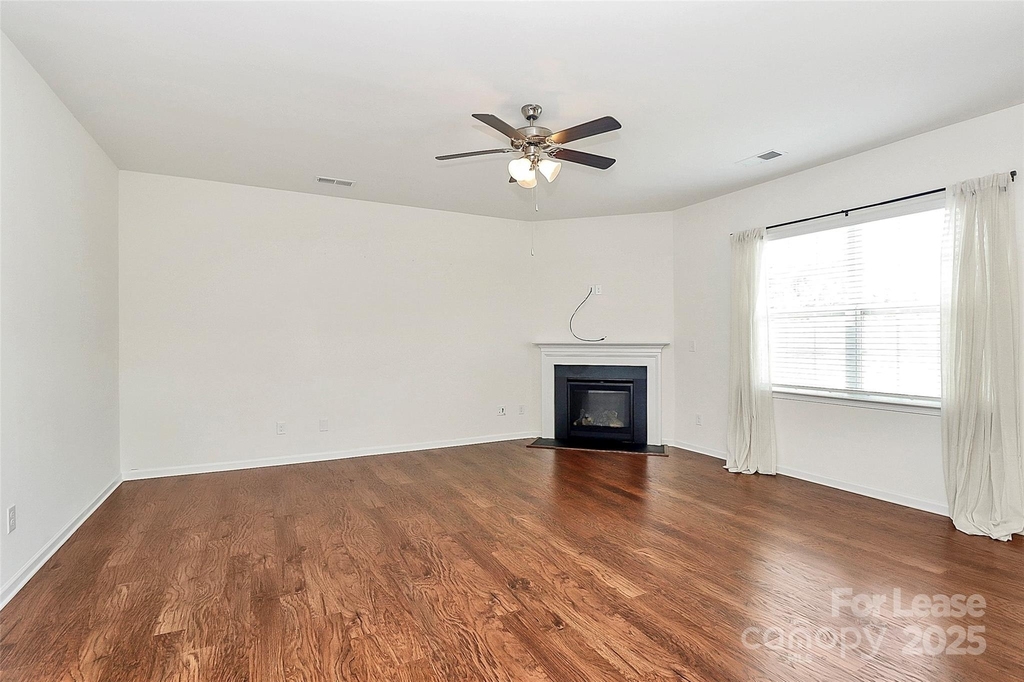 181 Atwater Landing Drive - Photo 7
