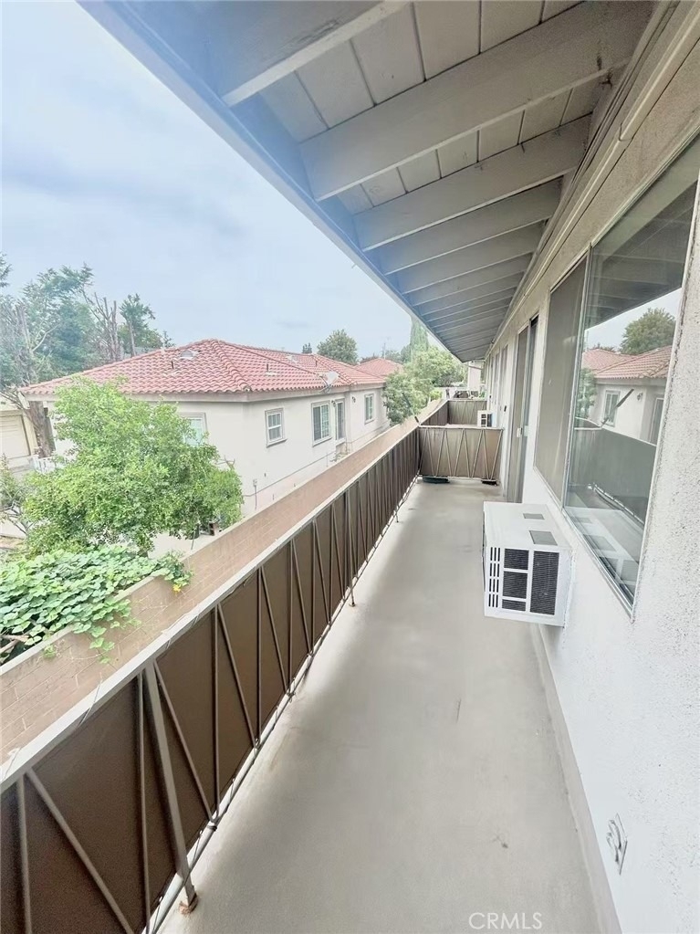 922 W Duarte Rd - Photo 8