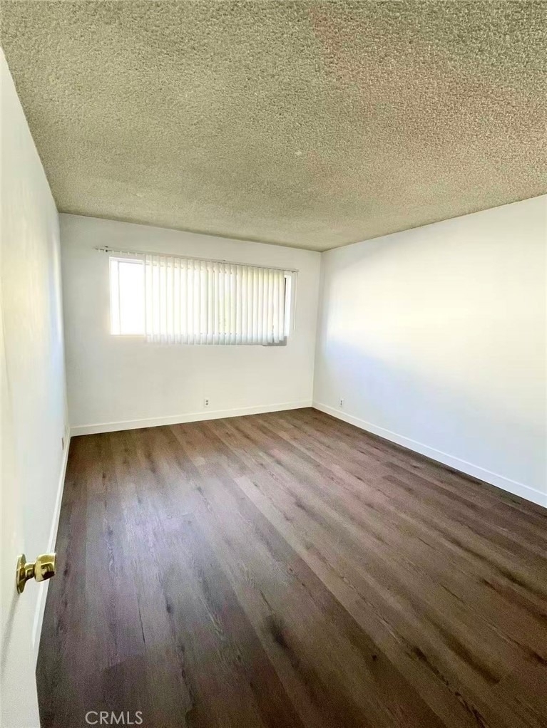 922 W Duarte Rd - Photo 4